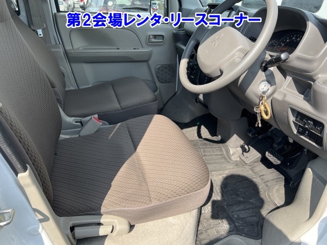 MITSUBISHI MINICAB