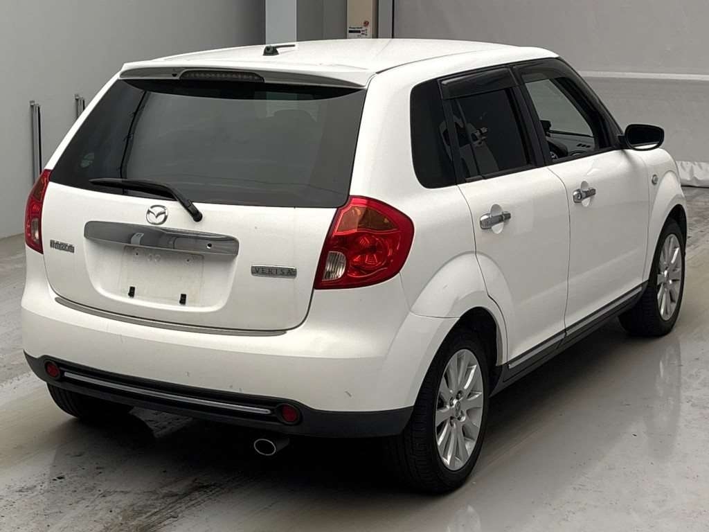 MAZDA VERISA