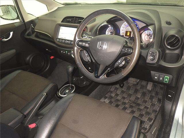 HONDA FIT SHUTTLE