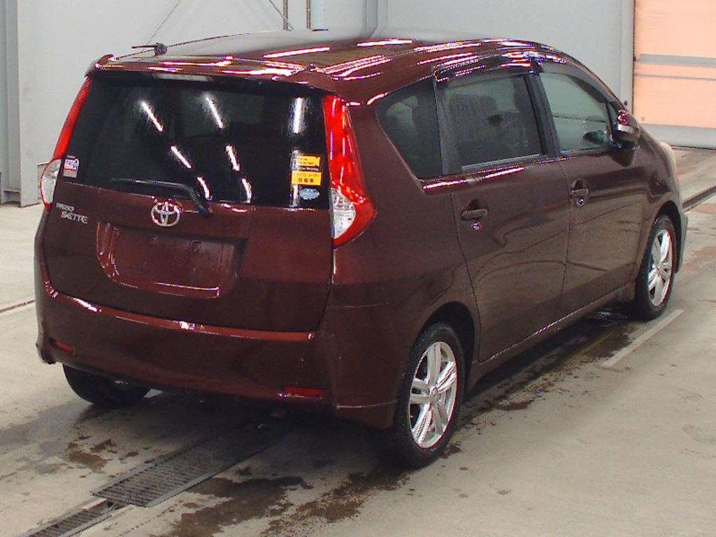 TOYOTA PASSO SETTE