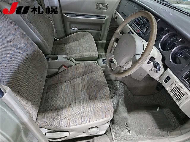 NISSAN RASHEEN