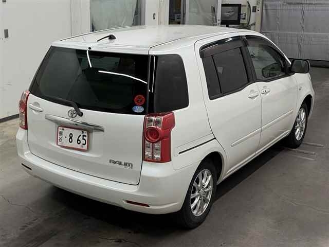 TOYOTA RAUM