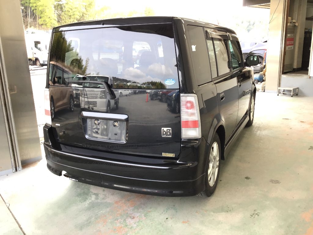TOYOTA BB