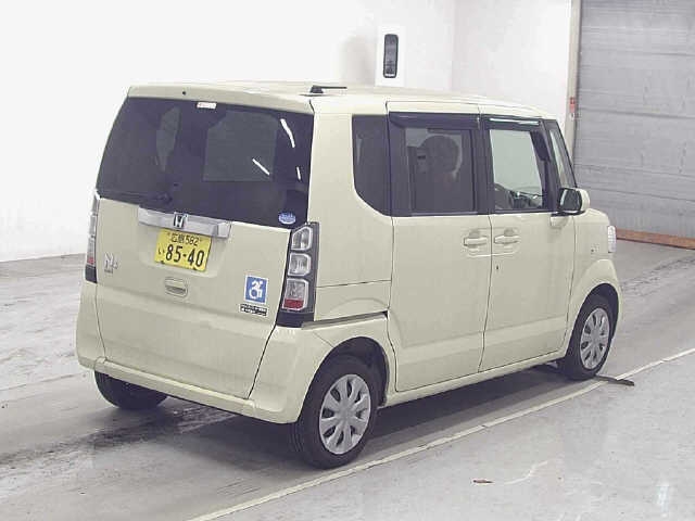 HONDA N-BOX+