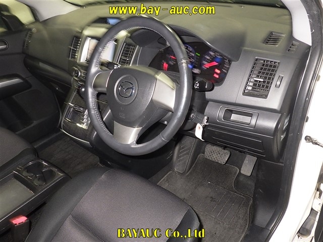 MAZDA MPV