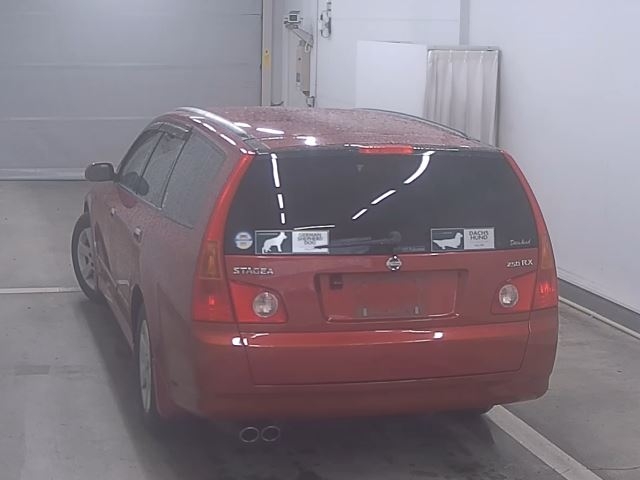 NISSAN STAGEA