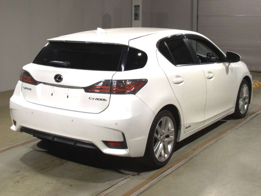 LEXUS CT200H