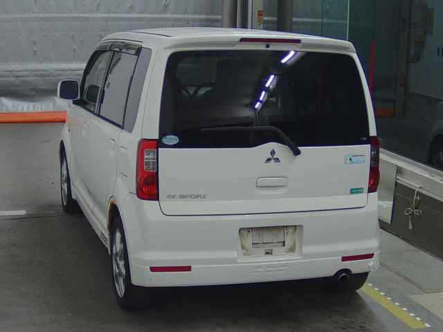 MITSUBISHI EK SPORT