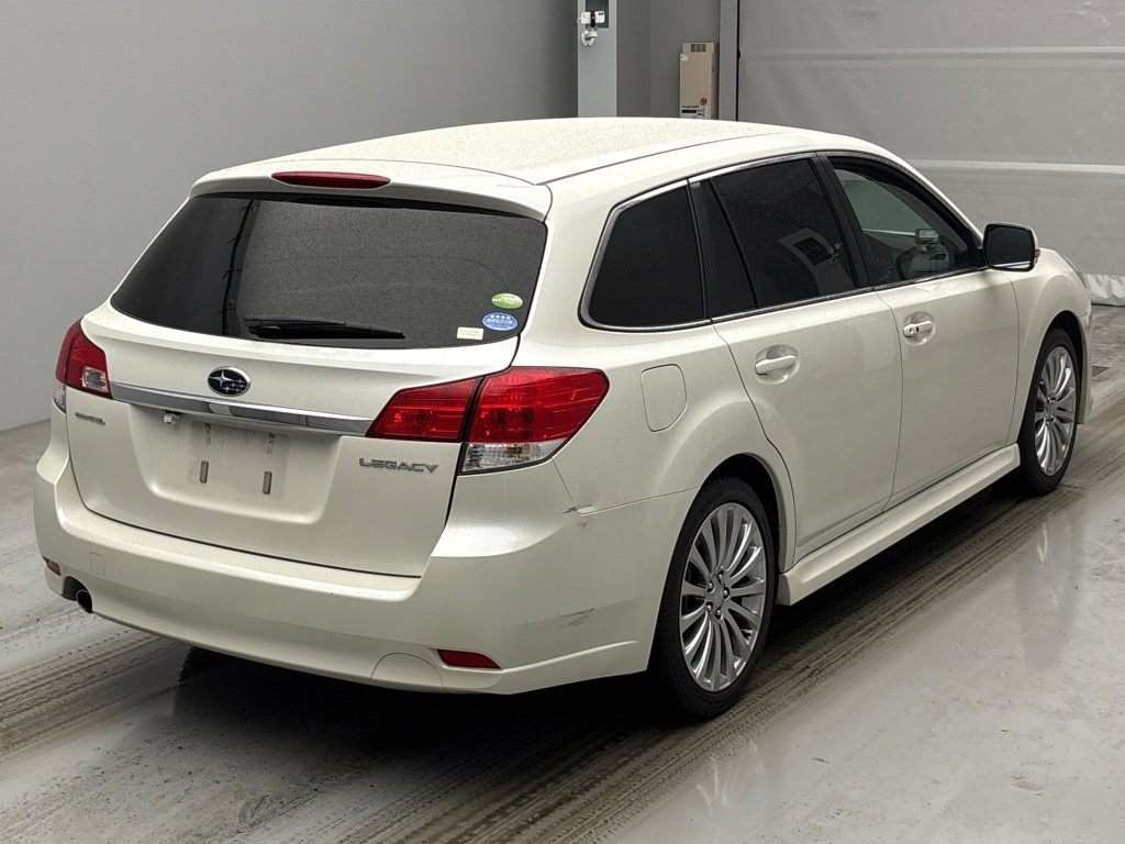 SUBARU LEGACY