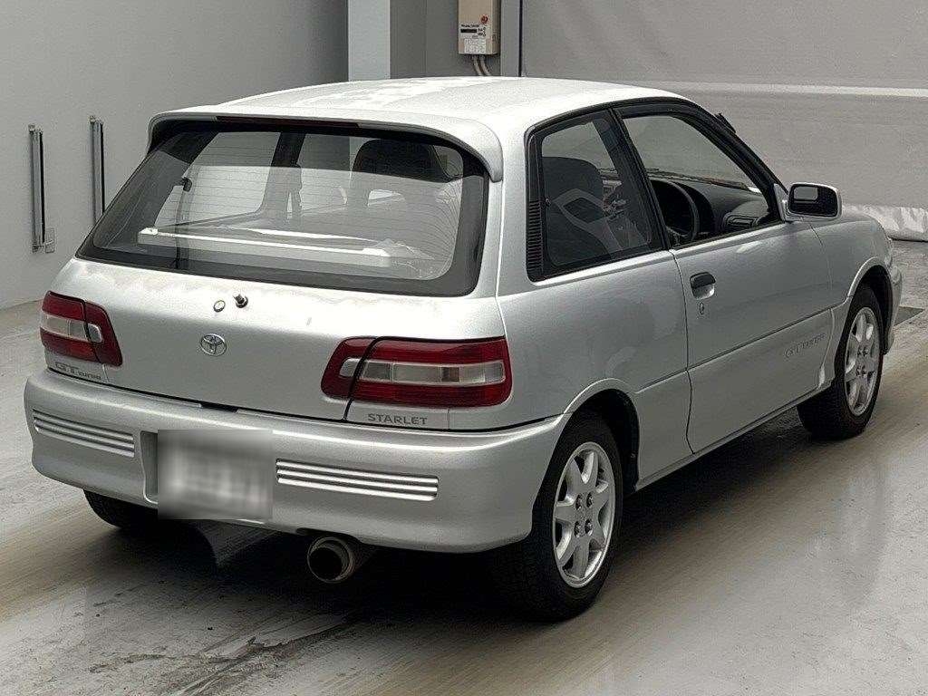 TOYOTA STARLET