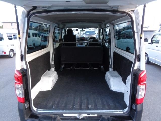 NISSAN CARAVAN