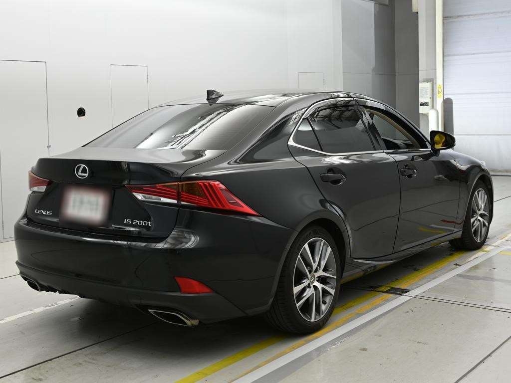 LEXUS IS300