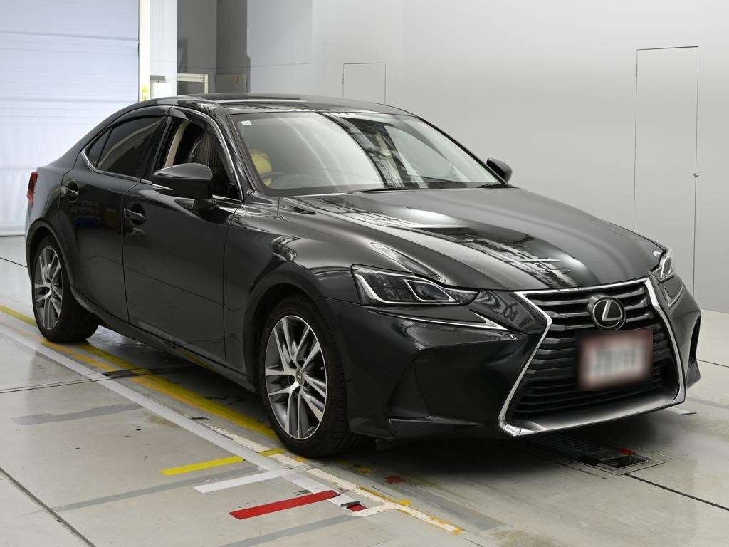 LEXUS IS300