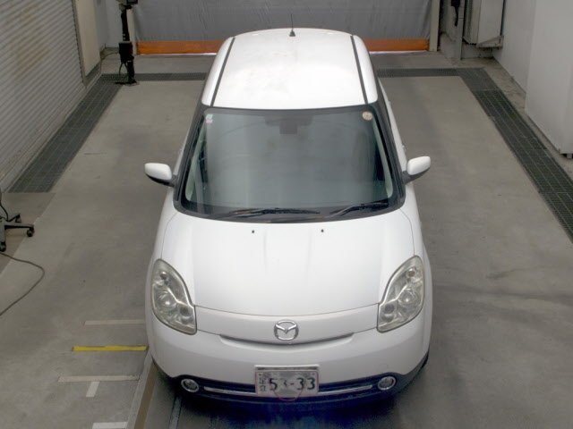MAZDA VERISA