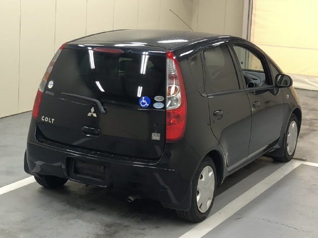 MITSUBISHI COLT