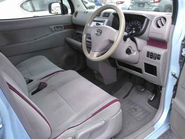 DAIHATSU MOVE CONTE