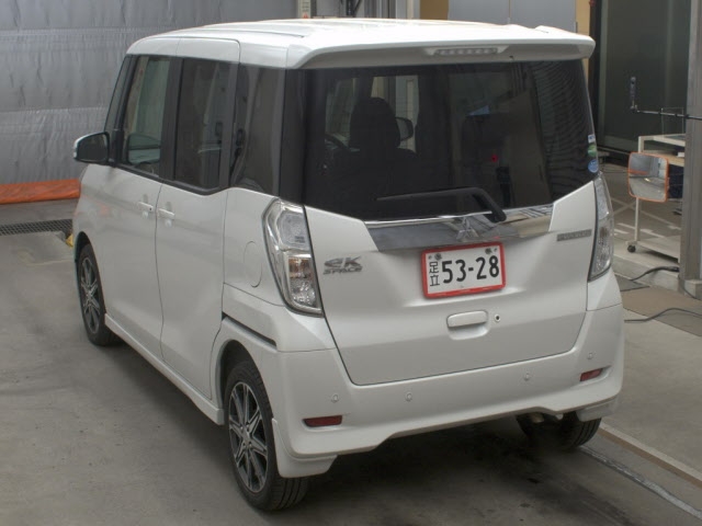 MITSUBISHI EK SPACE