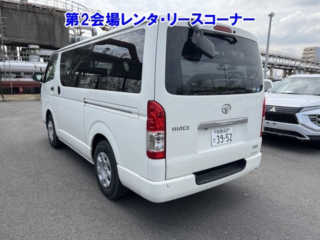 TOYOTA REGIUS ACE