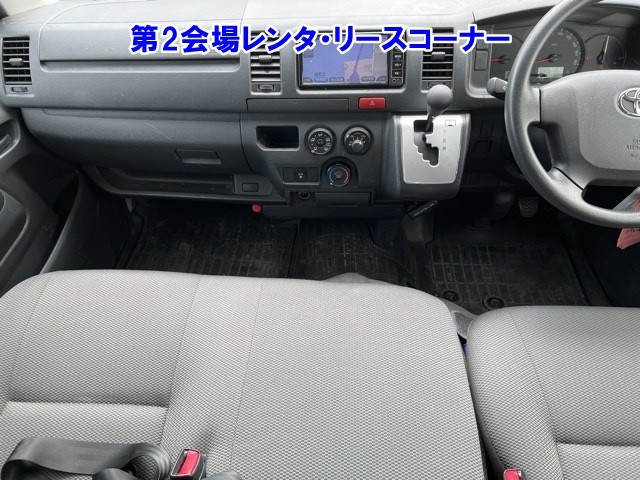 TOYOTA REGIUS ACE