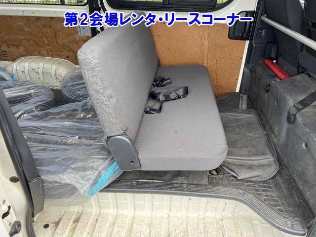 TOYOTA REGIUS ACE