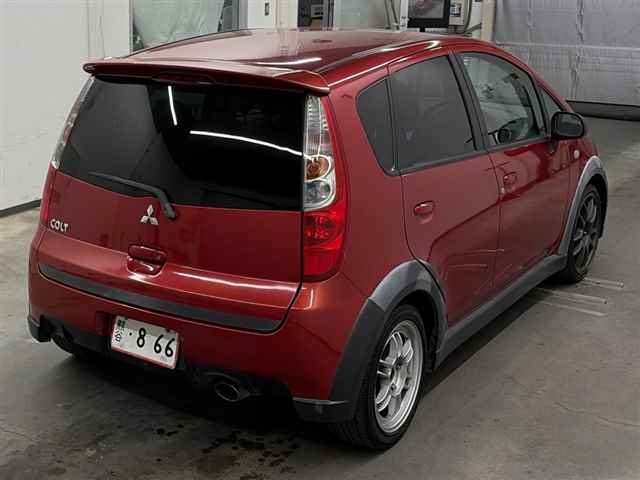 MITSUBISHI COLT