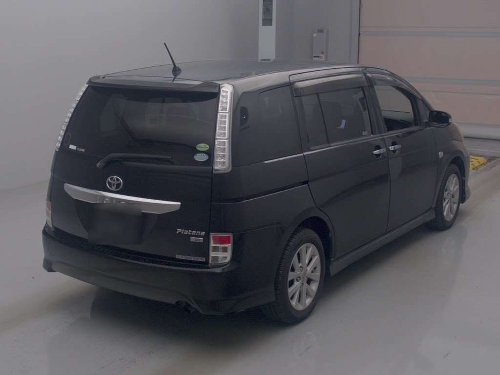 TOYOTA ISIS