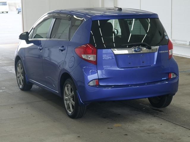 SUBARU TREZIA