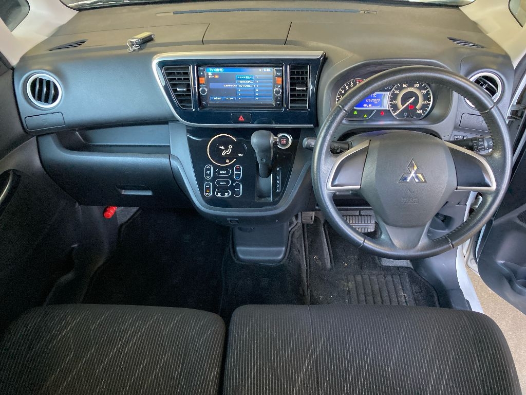 MITSUBISHI EK SPACE