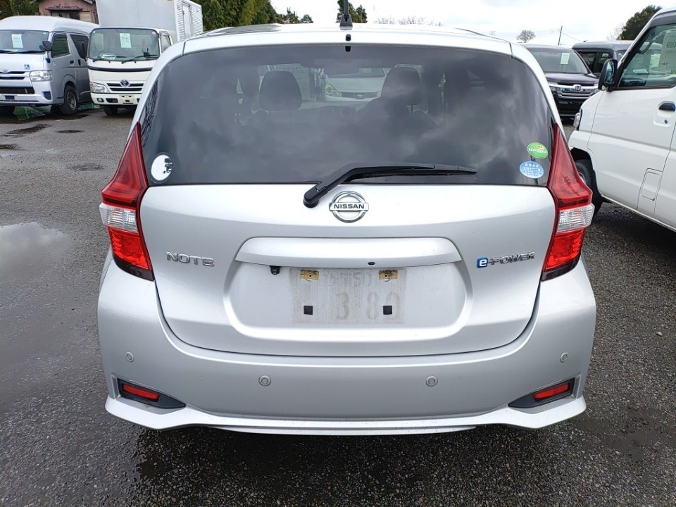 NISSAN NOTE