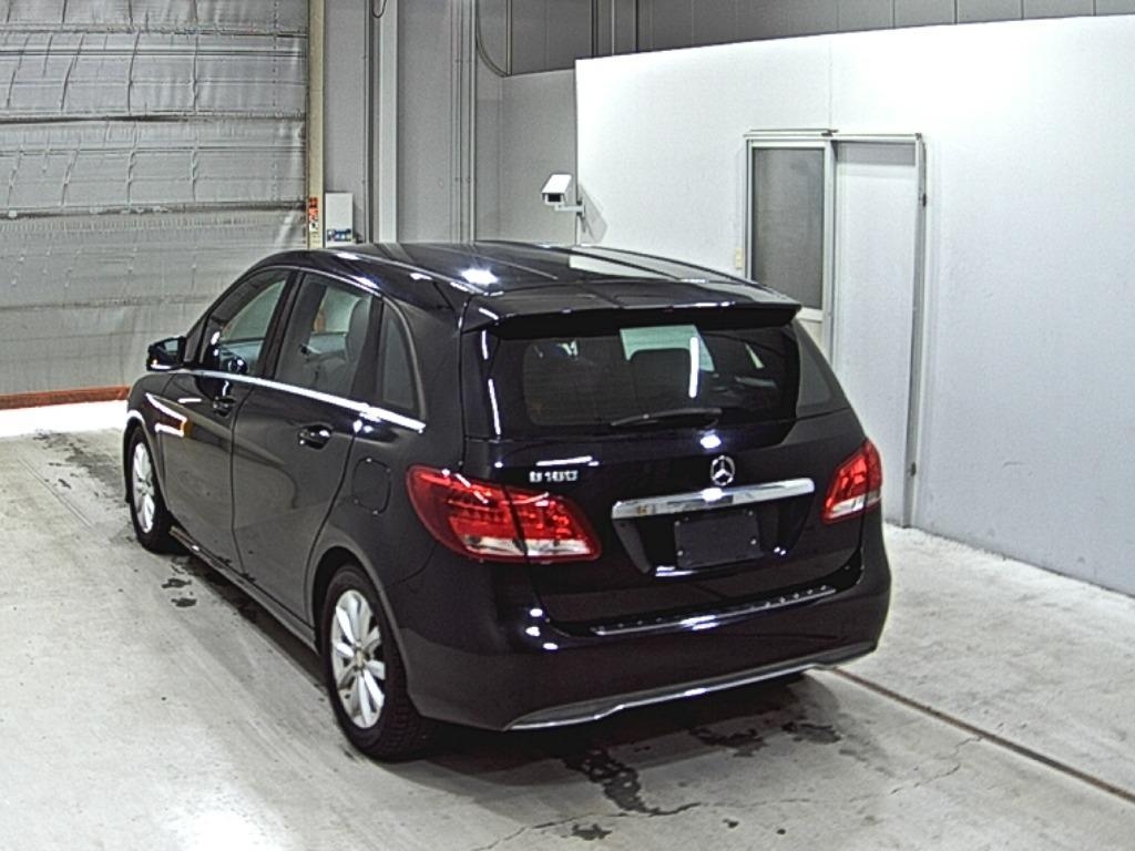 MERCEDES-BENZ B-CLASS