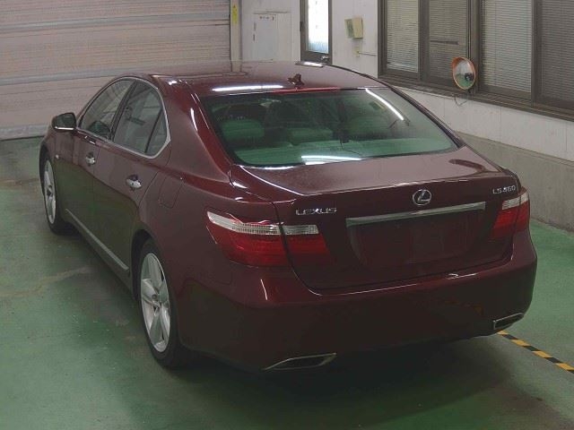 LEXUS LS460