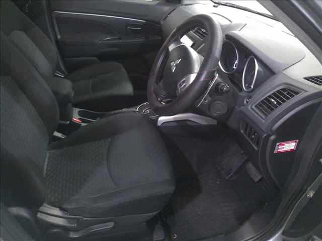 MITSUBISHI RVR
