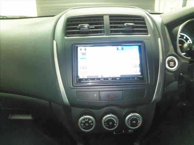 MITSUBISHI RVR