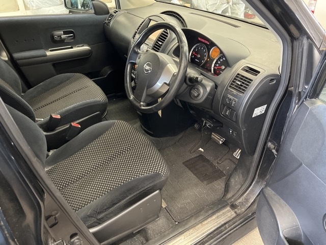 NISSAN LAFESTA