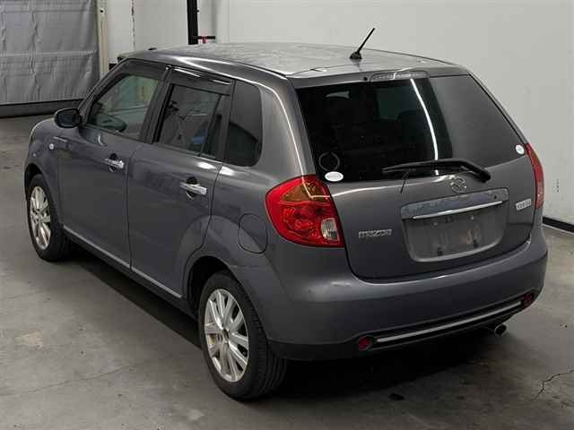 MAZDA VERISA