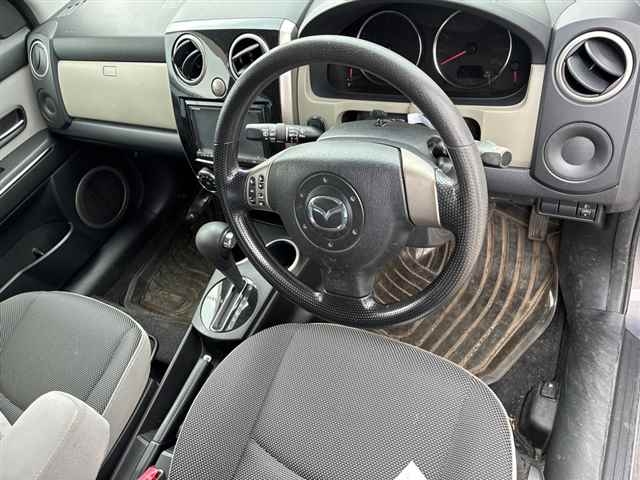 MAZDA VERISA