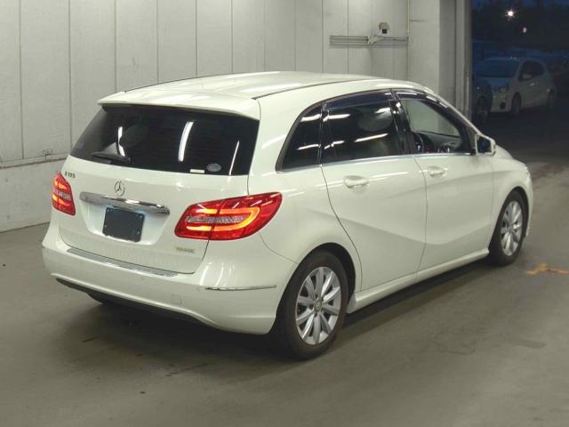 MERCEDES-BENZ B-CLASS