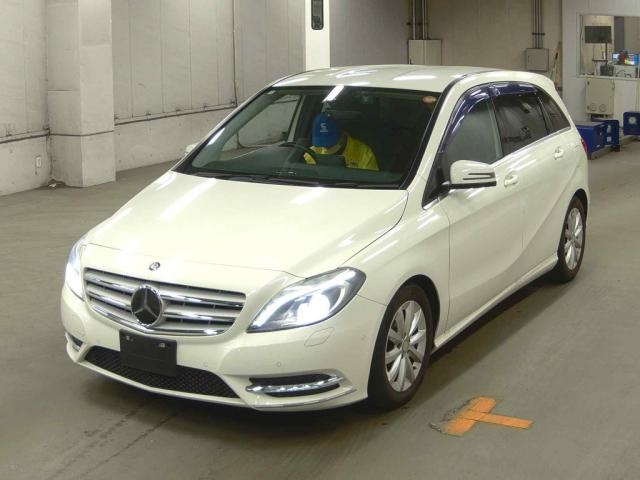 MERCEDES-BENZ B-CLASS