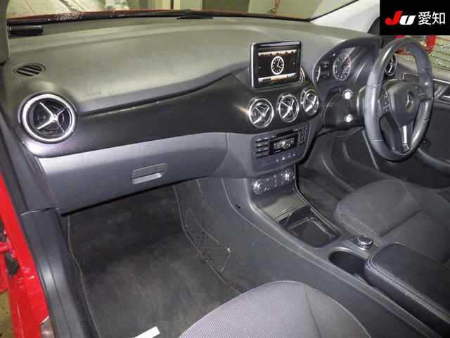 MERCEDES-BENZ B-CLASS