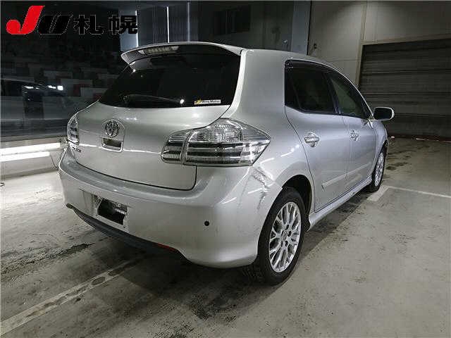 TOYOTA BLADE