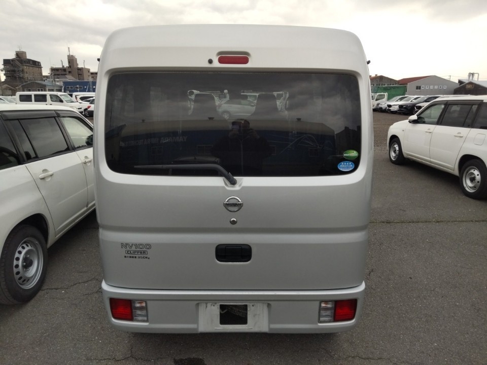 NISSAN NV100 CLIPPER