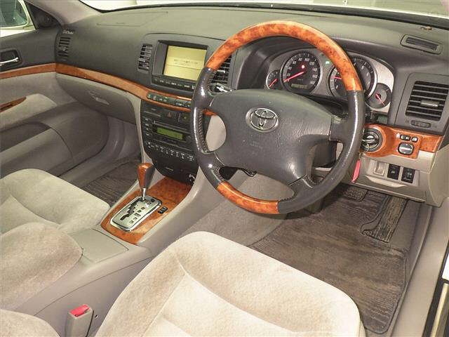 TOYOTA MARK II