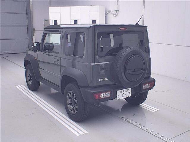 SUZUKI JIMNY SIERRA