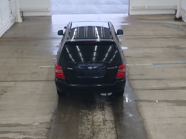 TOYOTA KLUGER V
