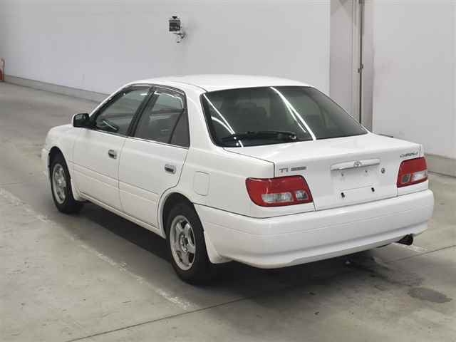 TOYOTA CARINA