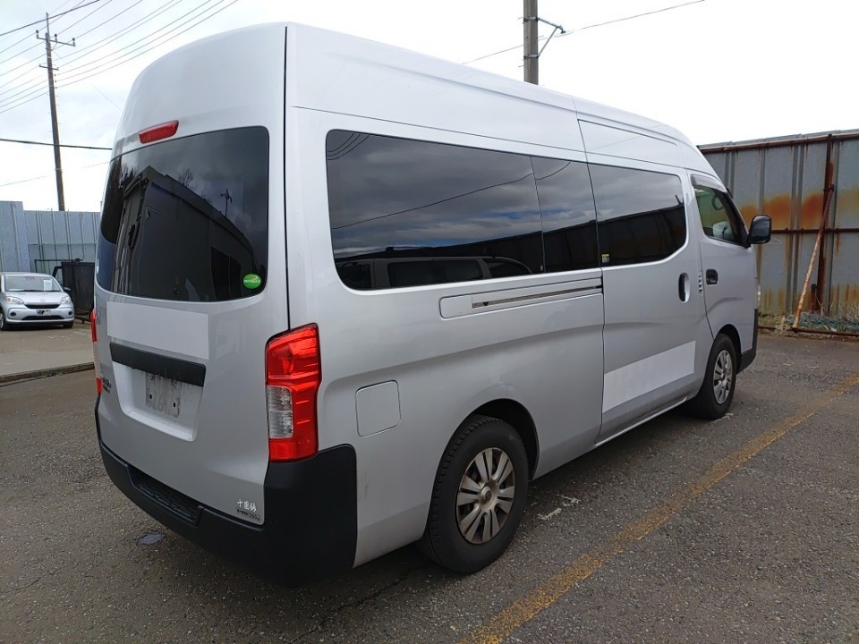 NISSAN NV350 CARAVAN
