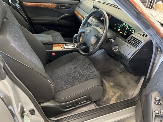 NISSAN GLORIA