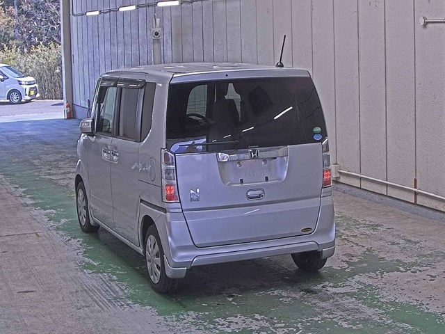 HONDA N-BOX+