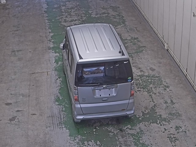 HONDA N-BOX+