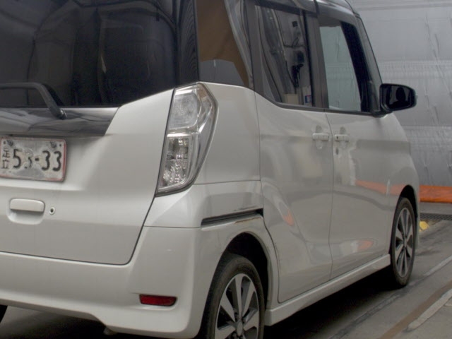 MITSUBISHI EK SPACE
